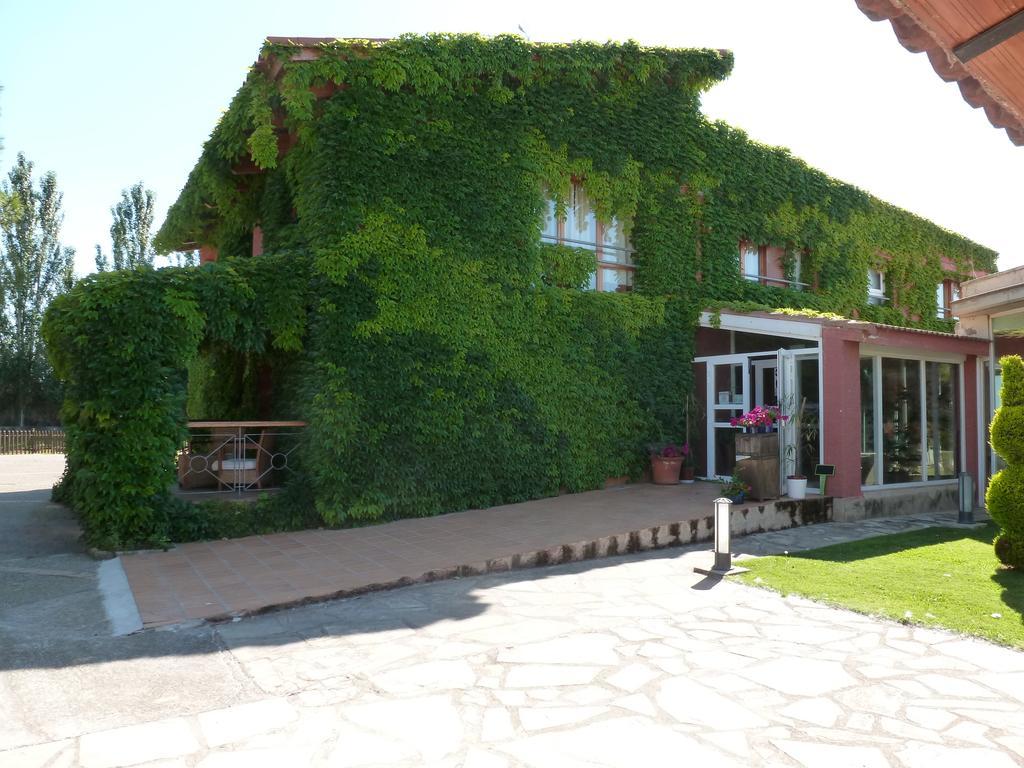 Hotel H Con Encanto Binéfar Exteriör bild