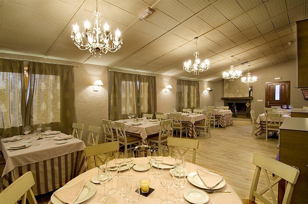Hotel H Con Encanto Binéfar Exteriör bild