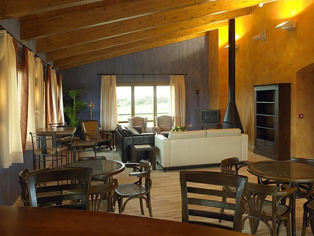Hotel H Con Encanto Binéfar Exteriör bild